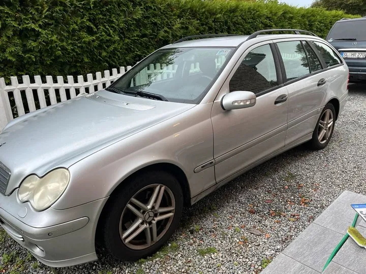 Mercedes-Benz C 200