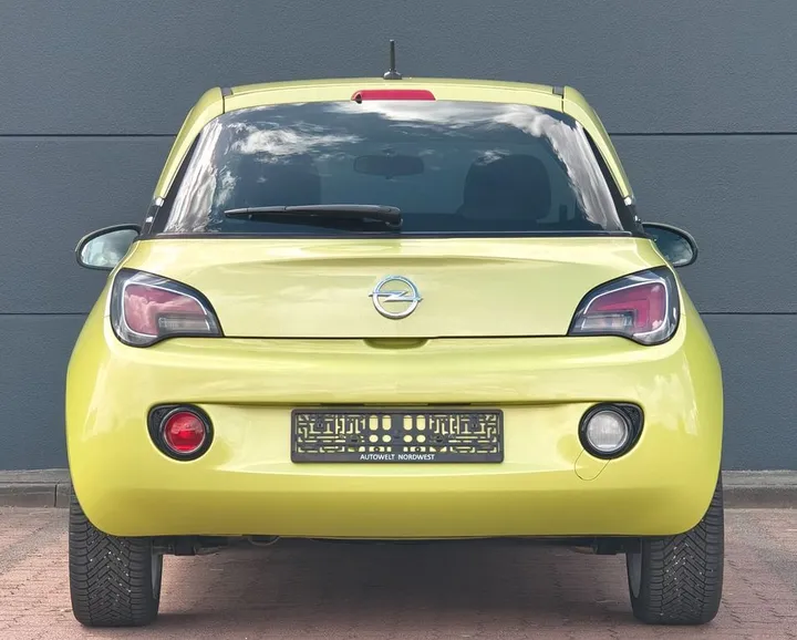 Opel Adam