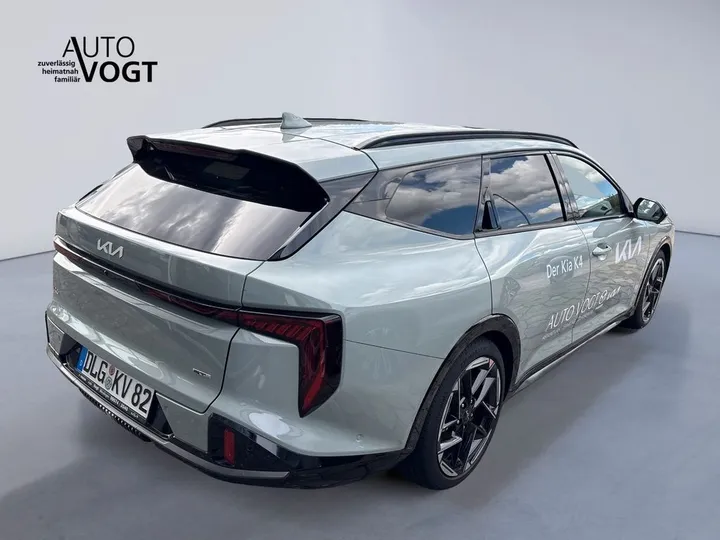 Kia K4