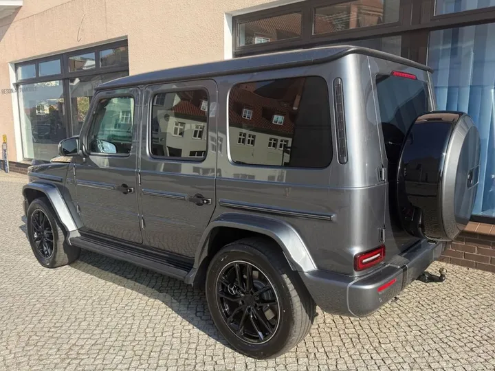Mercedes-Benz G 450