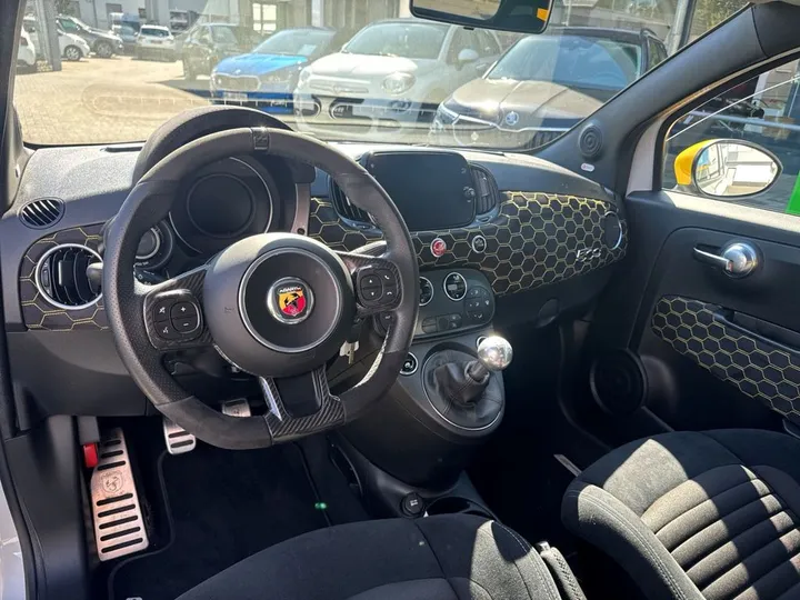 Abarth 695C
