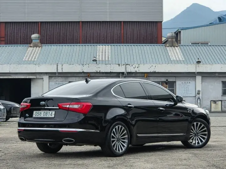 Kia K7