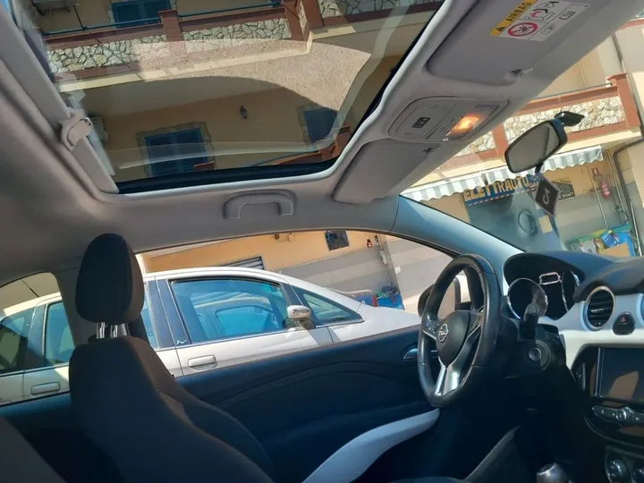 Opel Adam
