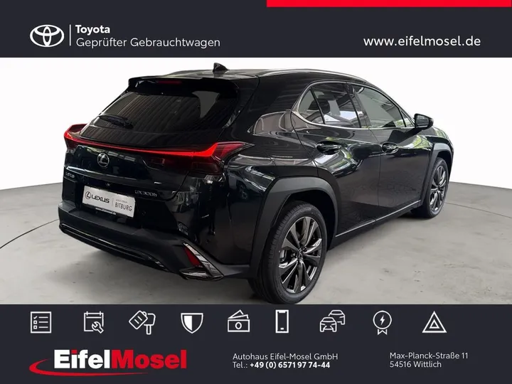 Lexus UX
