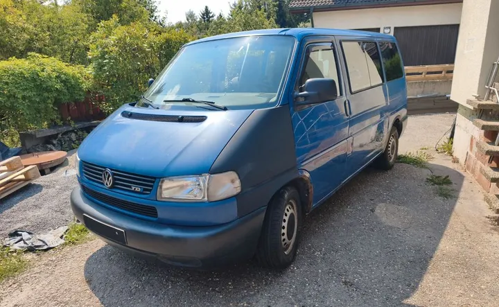 Volkswagen T4 Caravelle