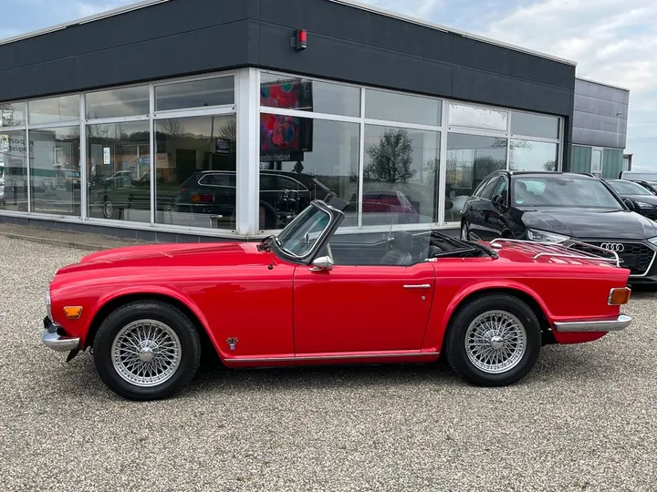 Triumph TR6