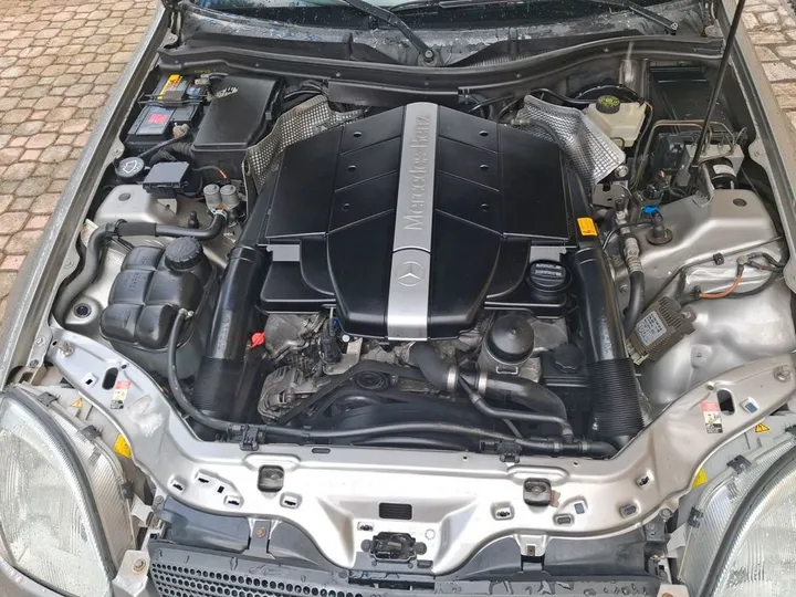 Mercedes-Benz SLK 320
