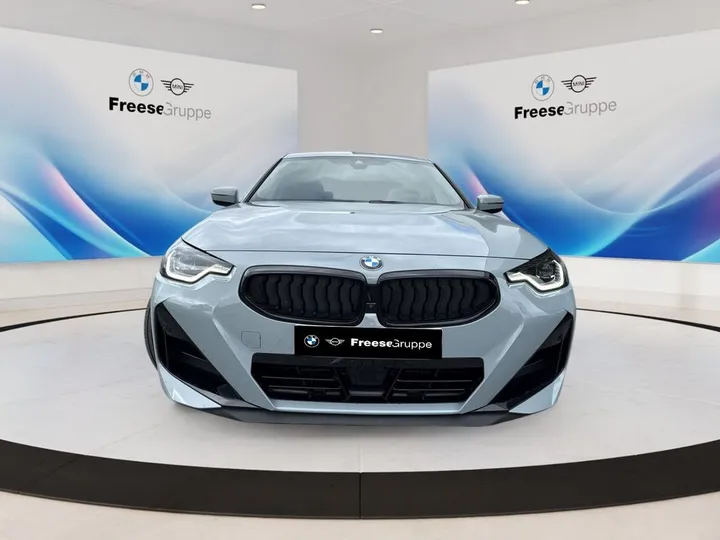 BMW 220