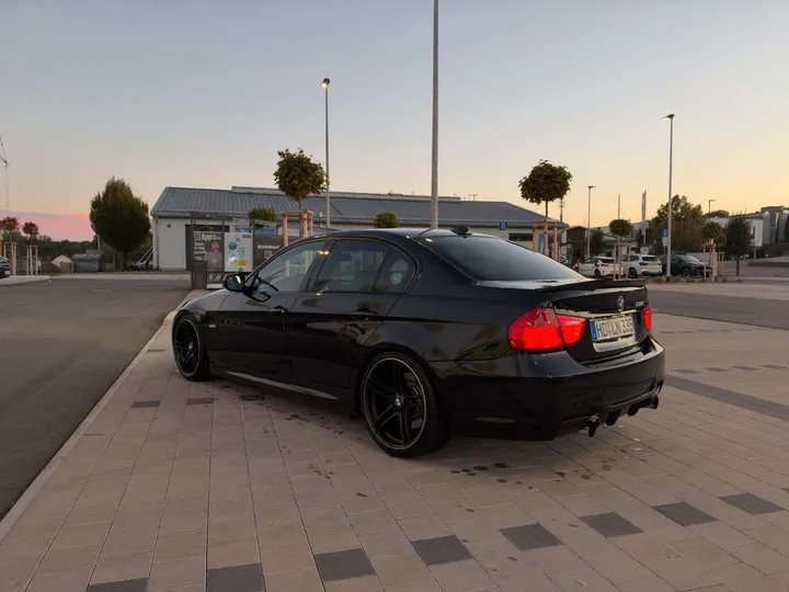 BMW 335