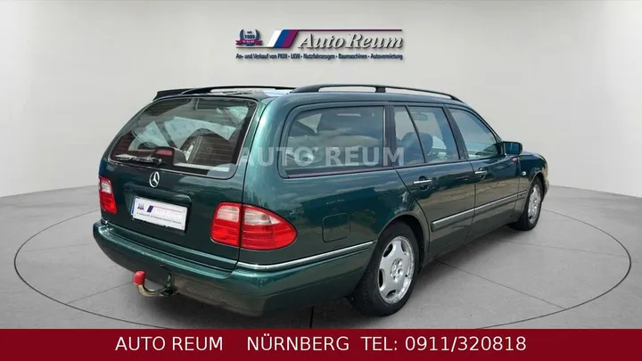 Mercedes-Benz E 430