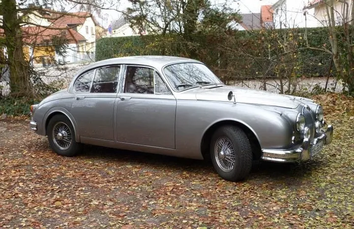 Jaguar MK II