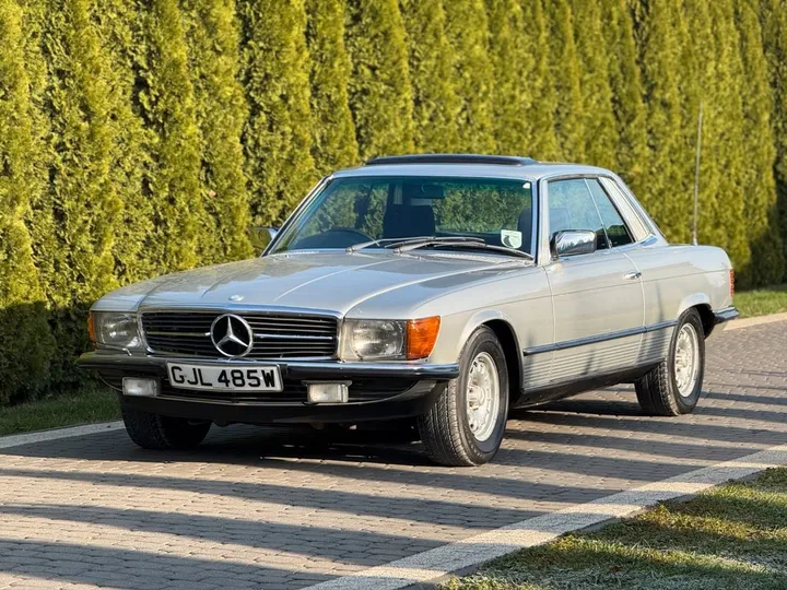Mercedes-Benz SL 380