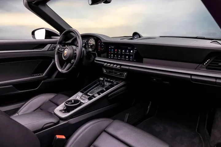 Porsche 992