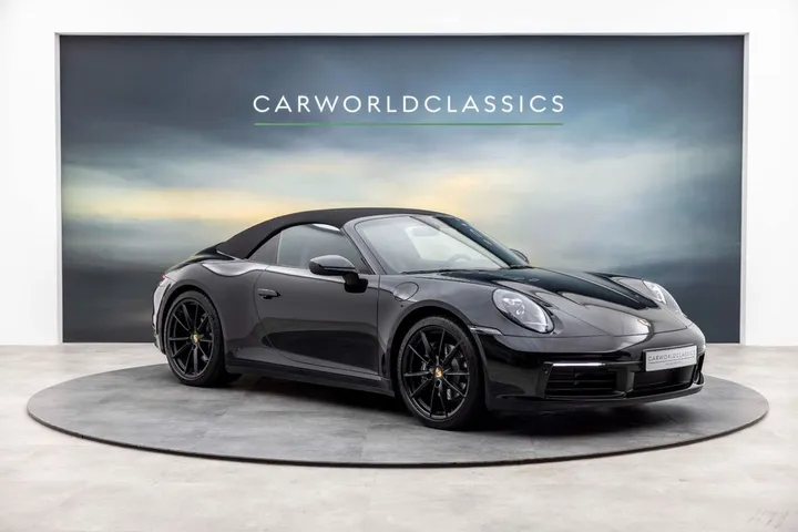 Porsche 992
