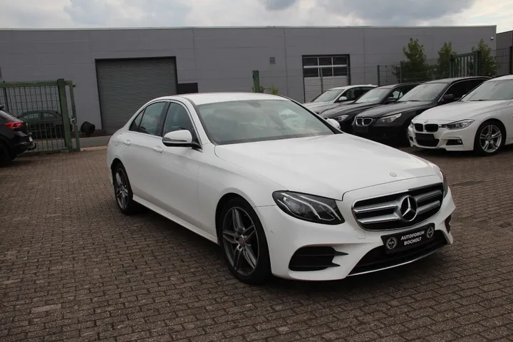 Mercedes-Benz E 220