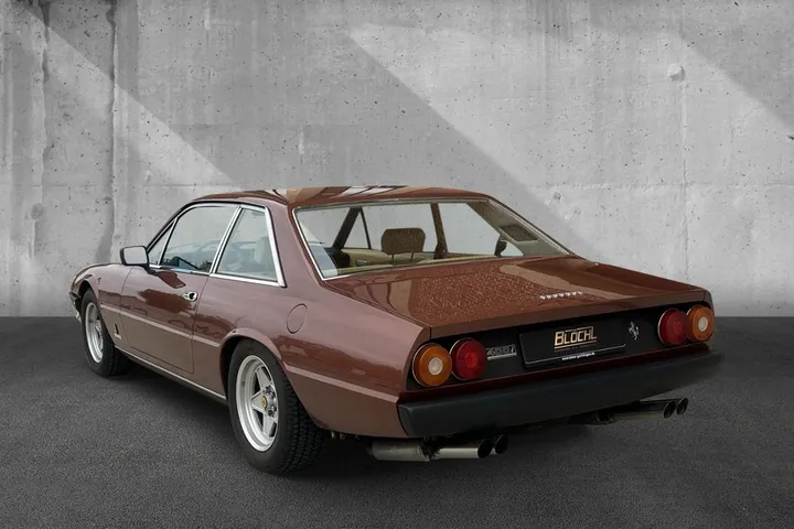 Ferrari 400