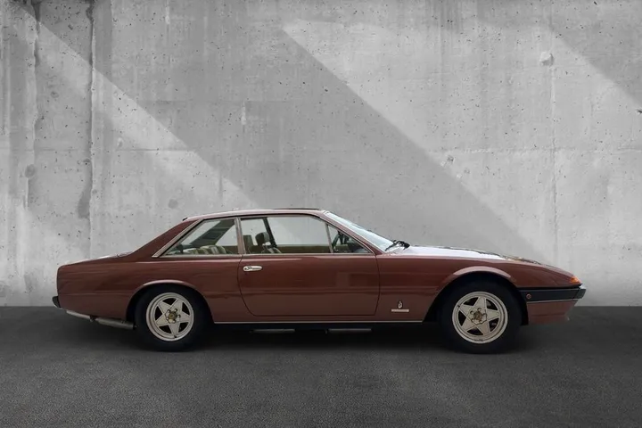 Ferrari 400
