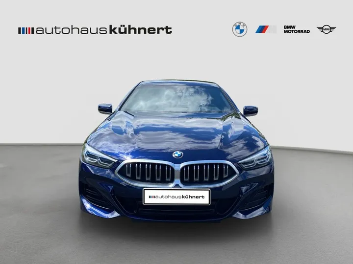 BMW 840