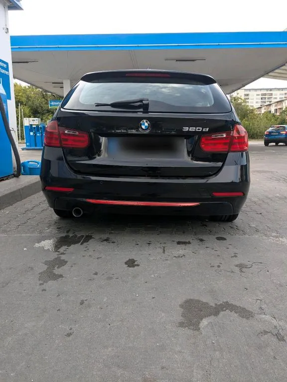 BMW 320
