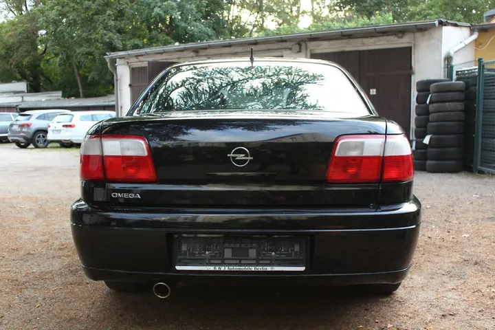 Opel Omega