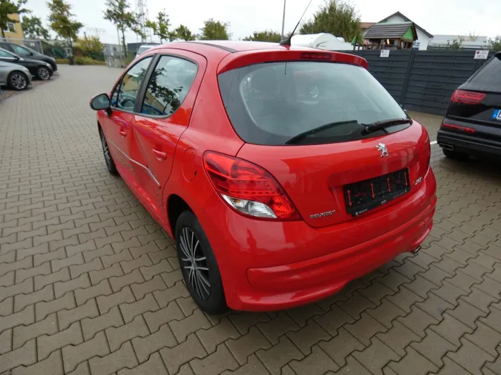 Peugeot 207