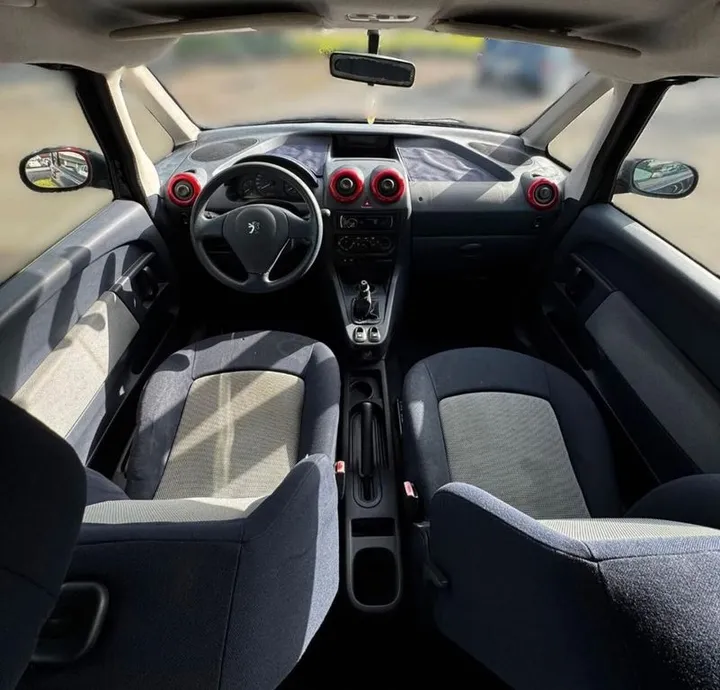 Peugeot 1007