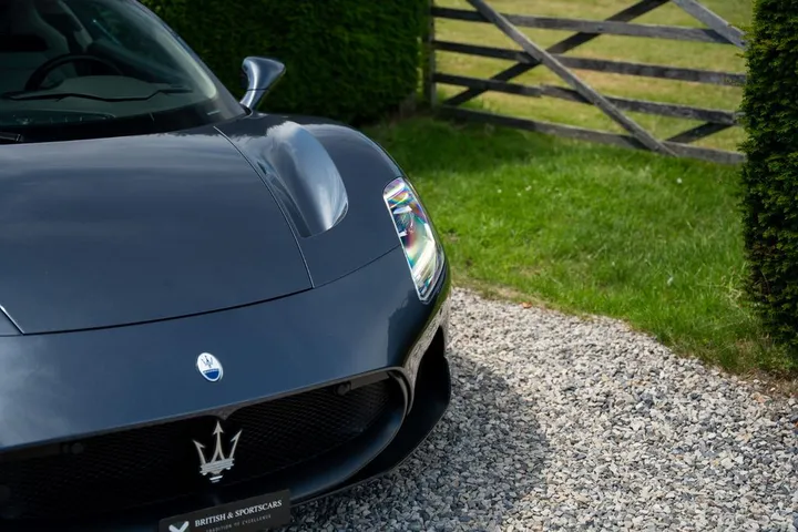Maserati MC20