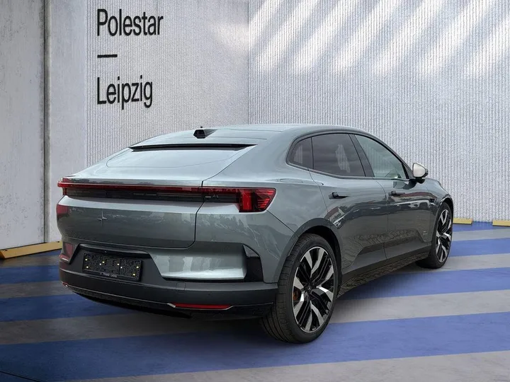 Polestar 4