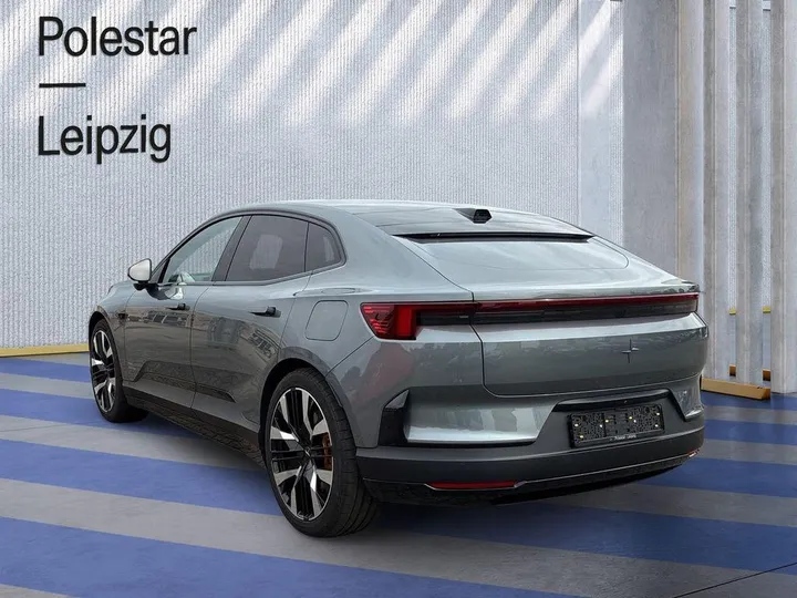 Polestar 4