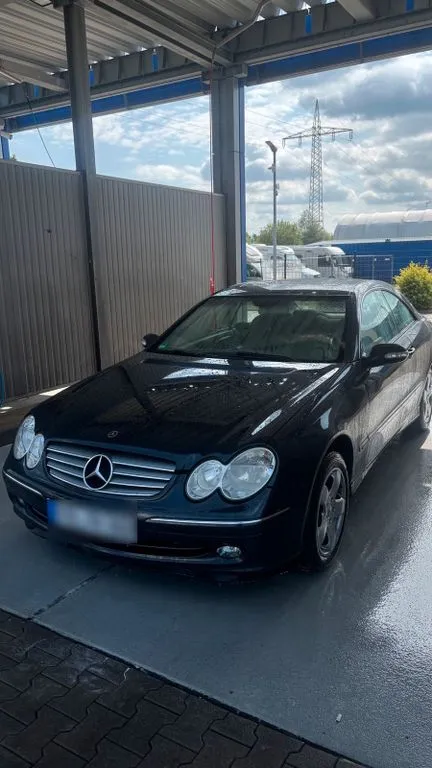 Mercedes-Benz CLK 240
