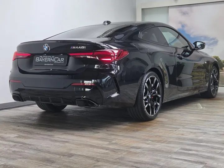 BMW M440