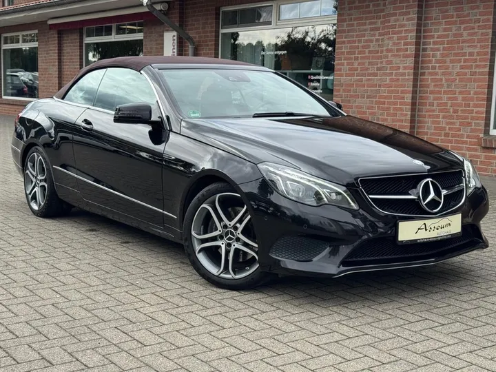 Mercedes-Benz E 200