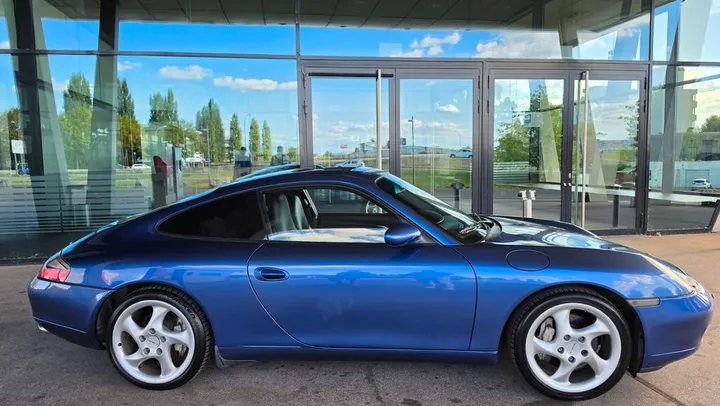 Porsche 996