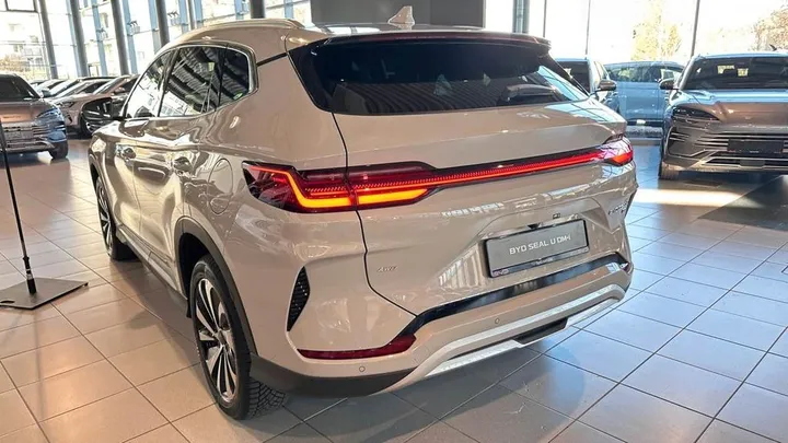 BYD SEAL U