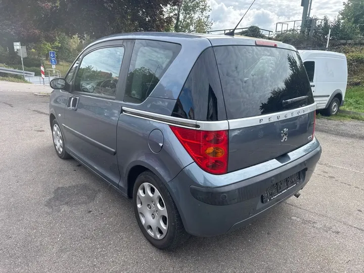 Peugeot 1007