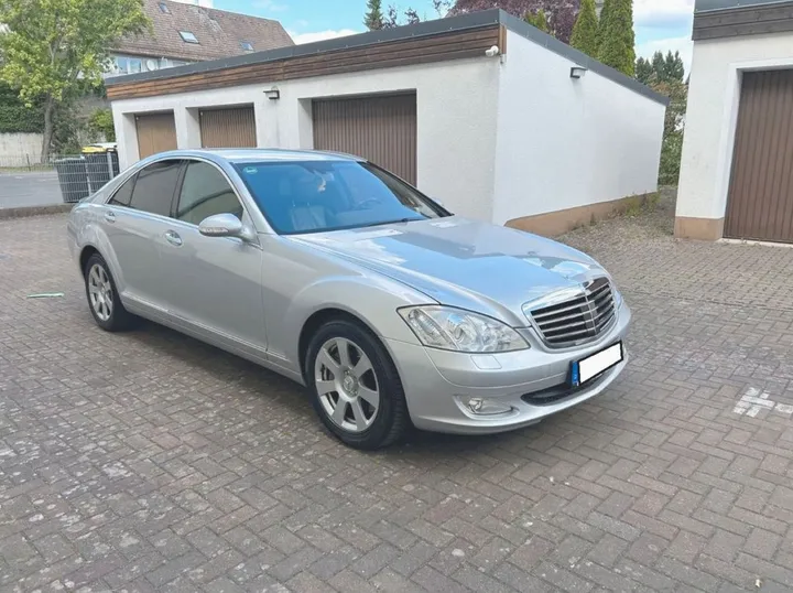 Mercedes-Benz S 320
