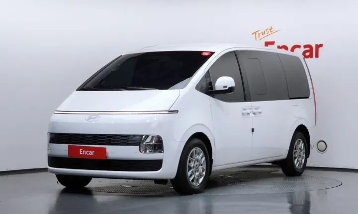 Hyundai Staria