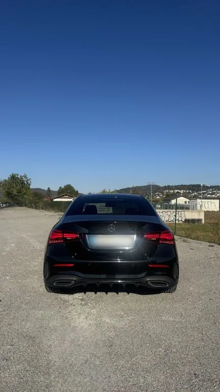 Mercedes-Benz A 220