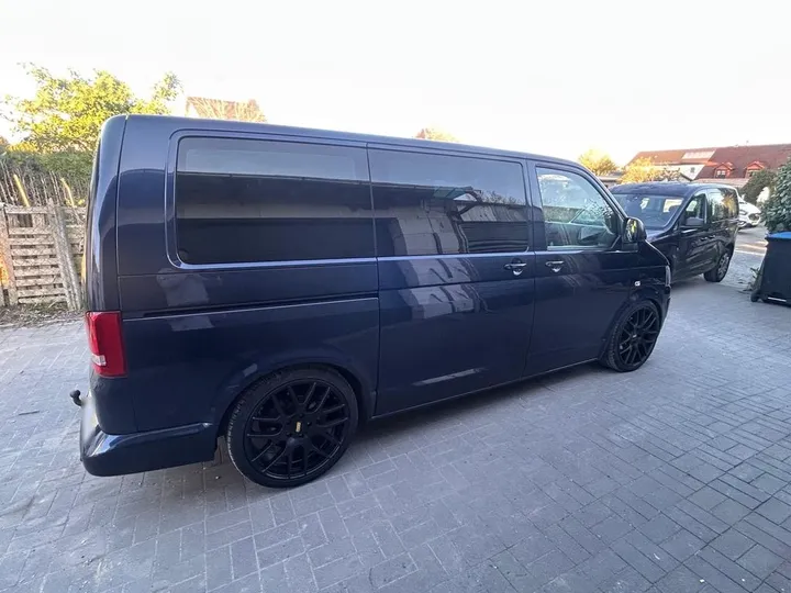 Volkswagen T5 Caravelle