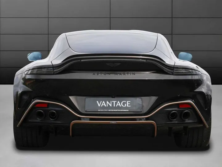 Aston Martin V8 Vantage