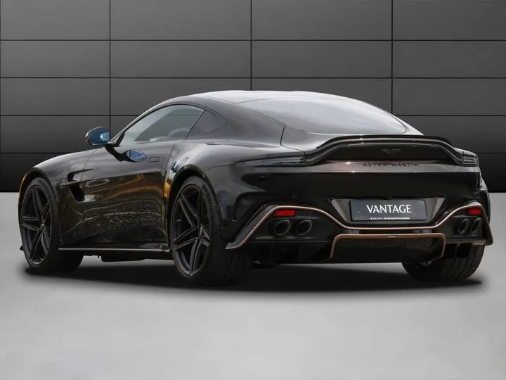 Aston Martin V8 Vantage