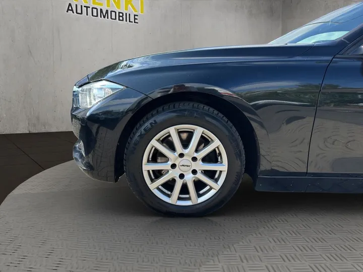 BMW 320