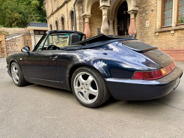 Porsche 964