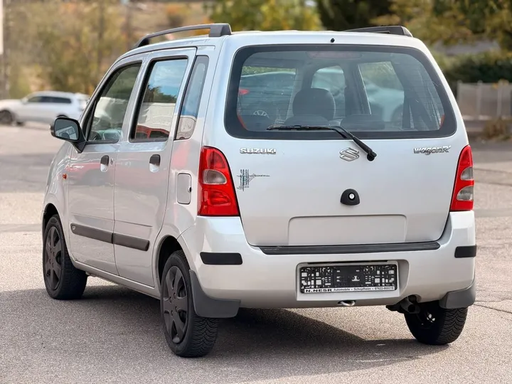 Suzuki Wagon R+