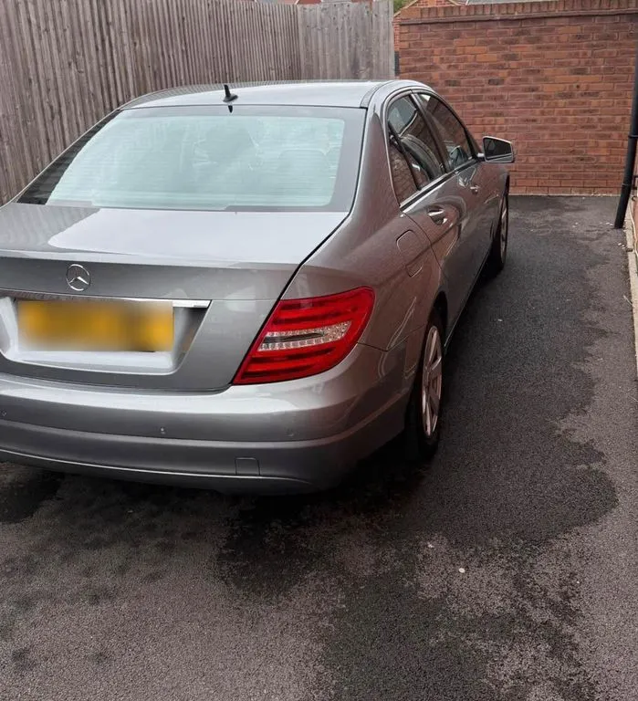 Mercedes-Benz C 220