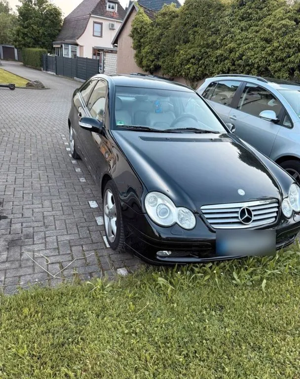 Mercedes-Benz C 180