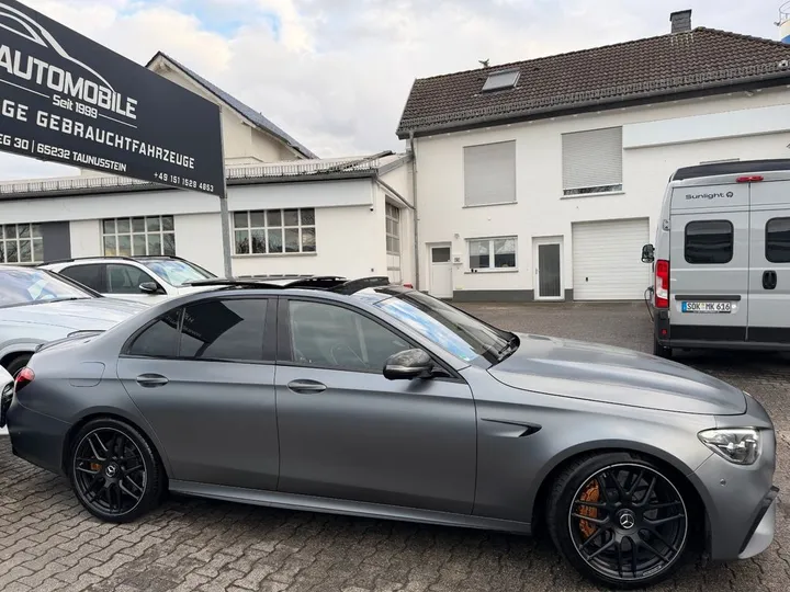 Mercedes-Benz E 63 AMG