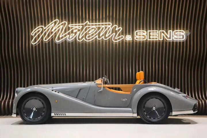 Morgan Plus 6