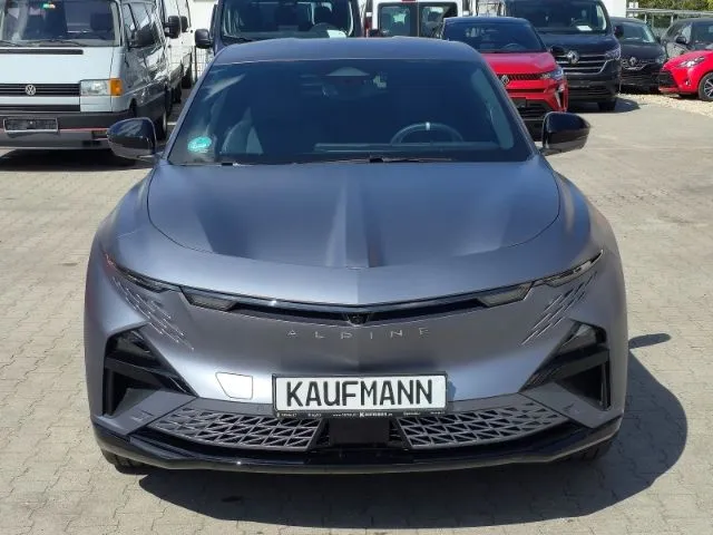 Alpine A390