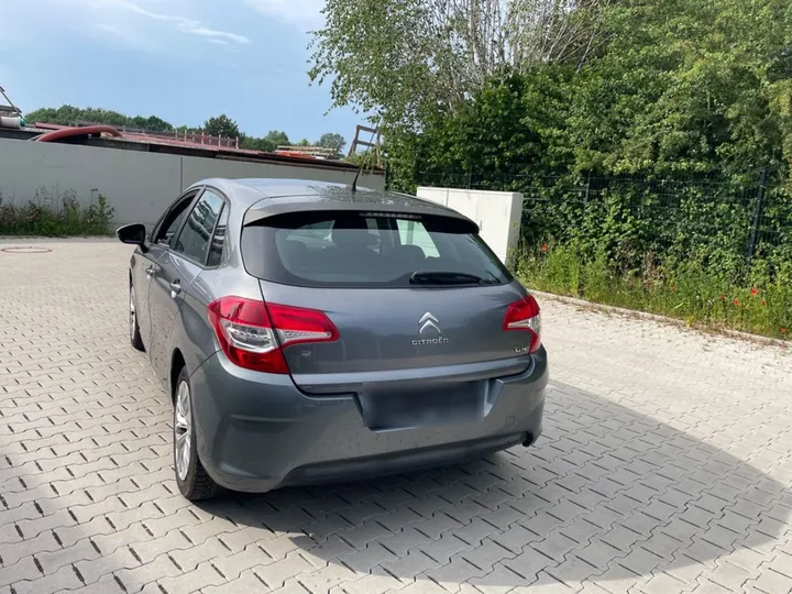 Citroën C4